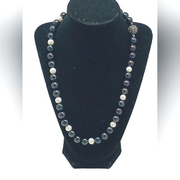 handmade Jewelry New Handmade Onyx Pearl Necklace Poshmark